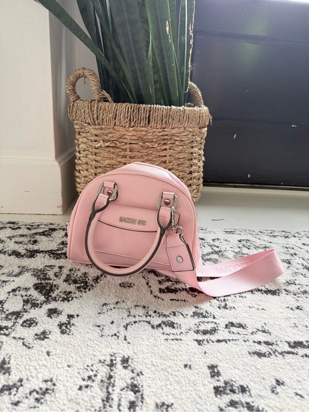 NWOT Madden NYC Bubblegum Pink Crossbody Bag